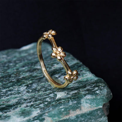 Golden Dainty Flower Ring