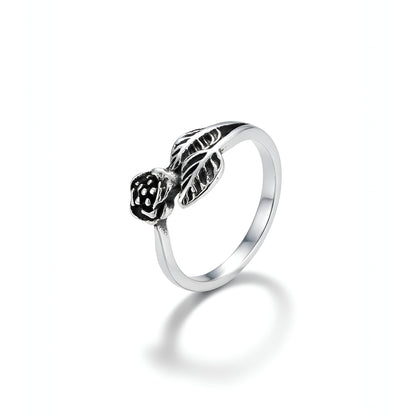 Elegant Floral Leaf Ring