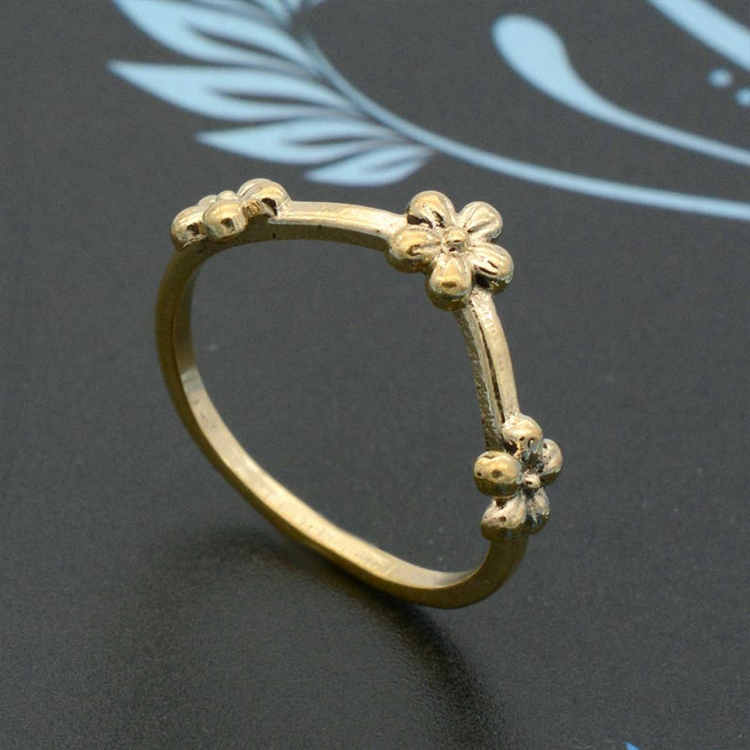 Golden Dainty Flower Ring