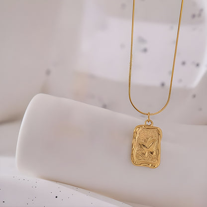 Golden Bloom Textured Pendant Necklace