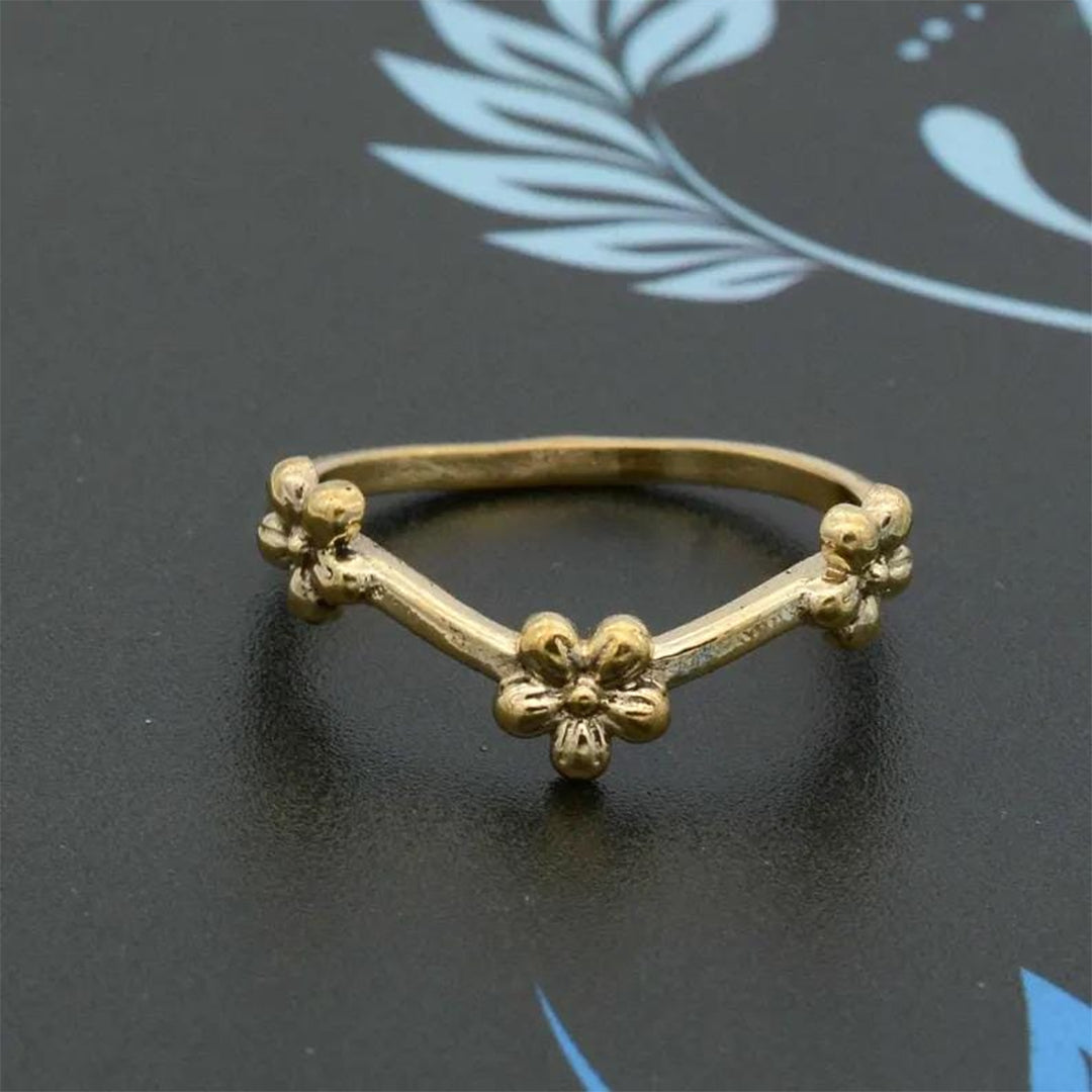 Golden Dainty Flower Ring