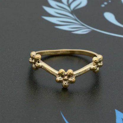 Golden Dainty Flower Ring